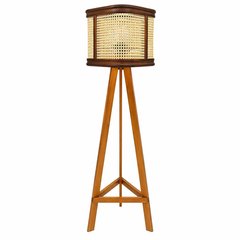 Modern Wooden Tripod Floor Lamp with Cane Shade – Elegant Home Lighting