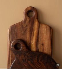 Natural Rustic Wooden Chopping Board – Premium Serving Platter for Meat, BBQ, Kitchen & Food Styling